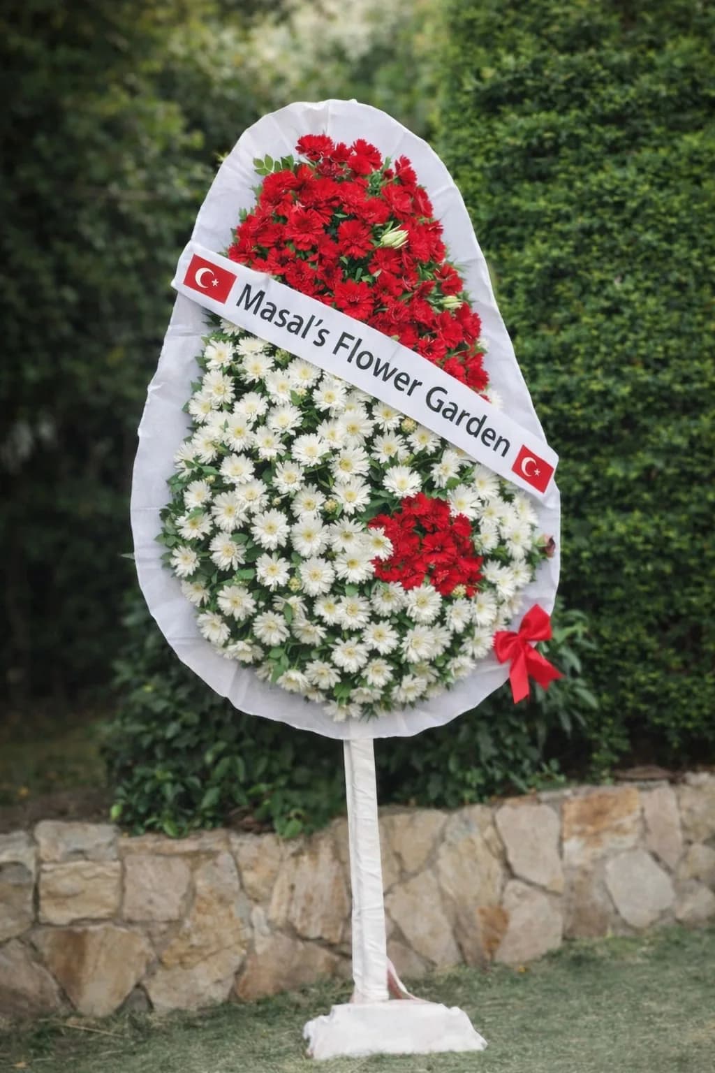 Kırmızı& Beyaz Gerbera Çelenk – Masal's Flower Garden