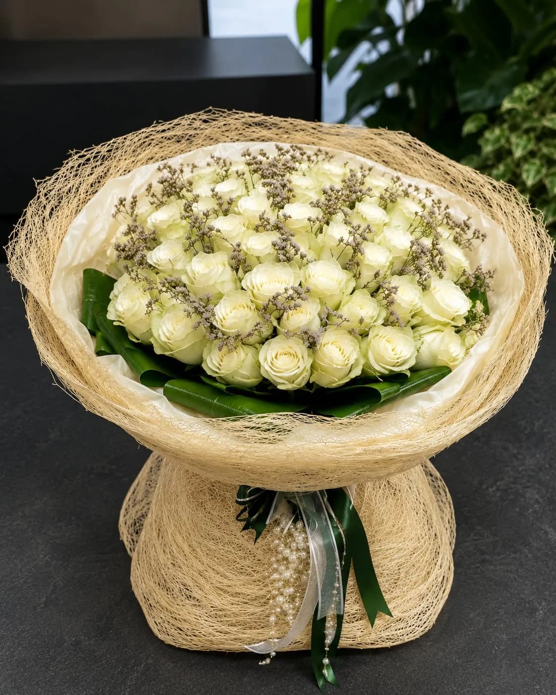 61’li İthal Beyaz Gül İsteme Buketi – Masal's Flower Garden